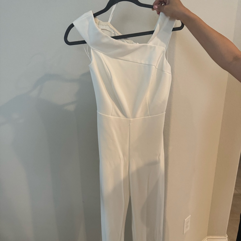 ADRIANNA PAPELL Jumpsuit Long Pants. WORN ONCE, GREAT CONDITION